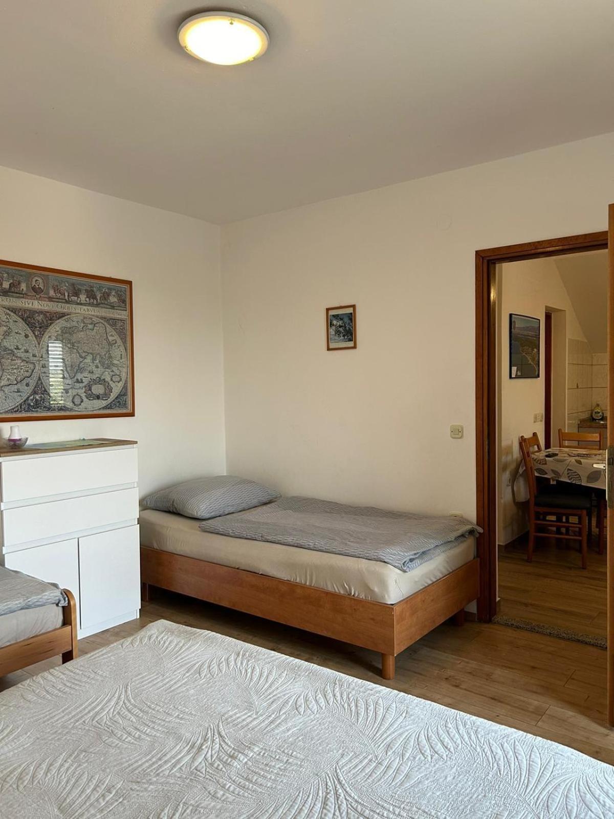 Apartments With A Parking Space Vrsi - Mulo, Zadar - 3276 Rom bilde