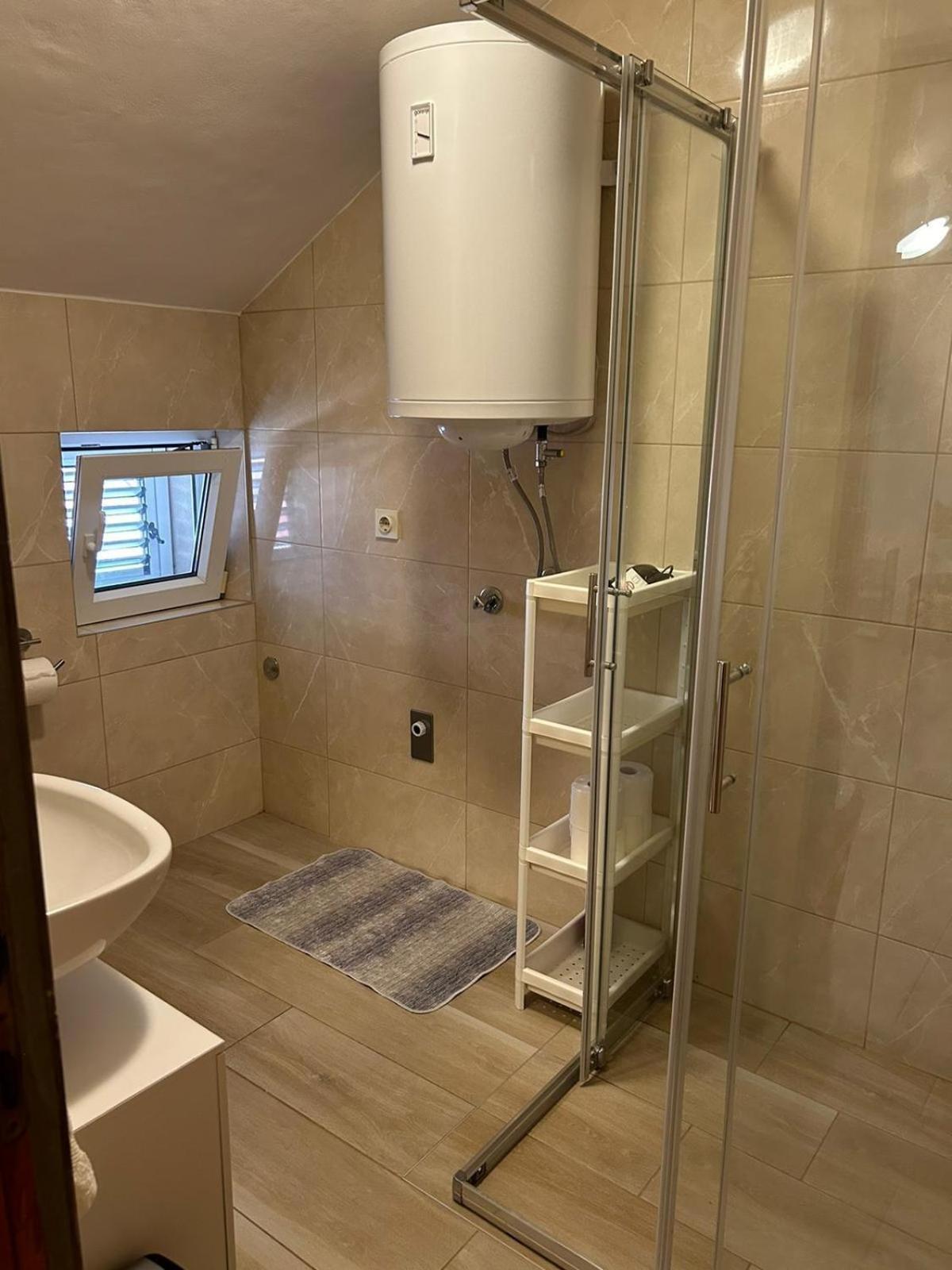 Apartments With A Parking Space Vrsi - Mulo, Zadar - 3276 Rom bilde